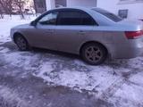 Hyundai Sonata 2005 года за 3 400 000 тг. в Шымкент – фото 3