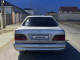 Mercedes-Benz E 280 1999 года за 4 600 000 тг. в Актау – фото 5