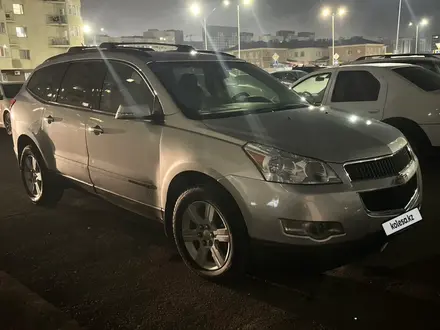 Chevrolet Traverse 2008 года за 5 300 000 тг. в Астана – фото 17