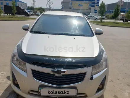 Chevrolet Cruze 2013 года за 4 300 000 тг. в Актобе – фото 2