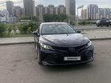 Toyota Camry 2020 года за 13 000 000 тг. в Астана – фото 3