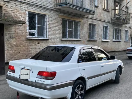 Toyota Carina 1998 года за 2 500 000 тг. в Усть-Каменогорск – фото 3