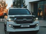 Toyota Land Cruiser 2018 годаүшін37 800 000 тг. в Актобе
