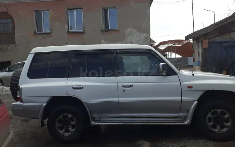 Mitsubishi Pajero 1998 годаfor3 500 000 тг. в Караганда