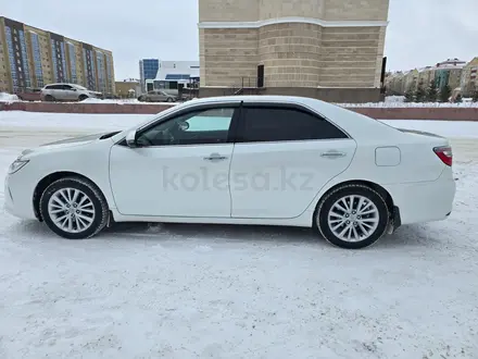 Toyota Camry 2015 года за 11 500 000 тг. в Актобе