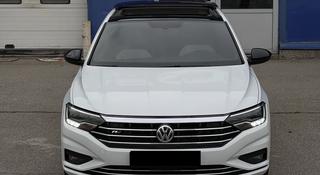 Volkswagen Jetta 2018 года за 8 700 000 тг. в Алматы