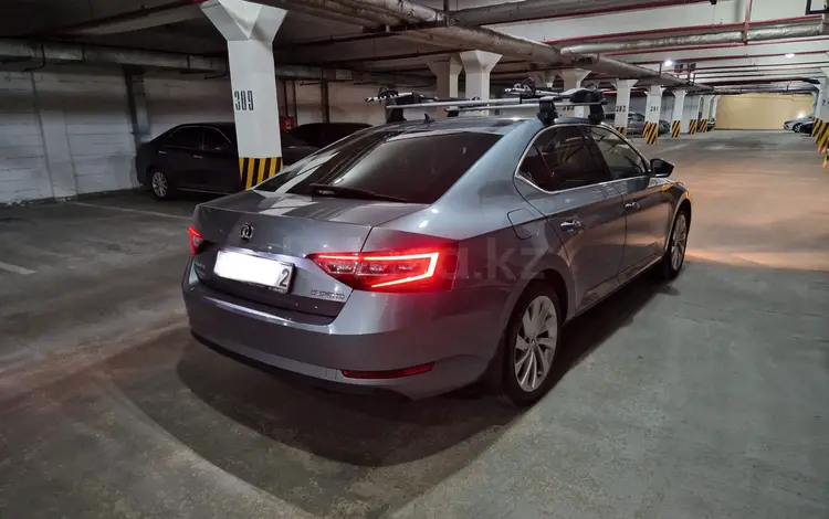 Skoda Superb 2018 годаfor12 000 000 тг. в Алматы