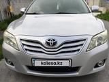 Toyota Camry 2010 года за 6 800 000 тг. в Шымкент