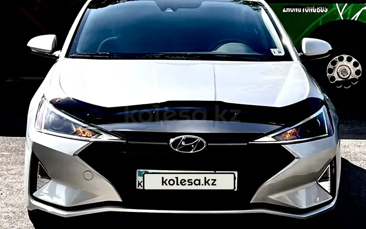 Hyundai Elantra 2019 годаүшін8 200 000 тг. в Алматы