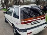 Mitsubishi Space Wagon 1994 года за 1 700 000 тг. в Алматы – фото 2