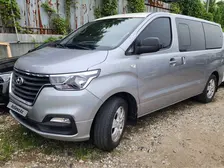 Hyundai Starex, 2021