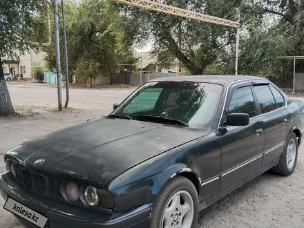 BMW 525 1993 года за 800 000 тг. в Шу – фото 4