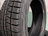 Bridgestone Blizzak 215-55-17 зимняя липучкаүшін55 000 тг. в Алматы – фото 2