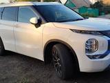 Mitsubishi Outlander 2023 года за 17 600 000 тг. в Костанай – фото 4