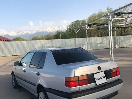 Volkswagen Vento 1993 года за 1 600 000 тг. в Алматы – фото 7