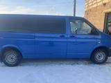 Volkswagen Transporter 2008 года за 9 000 000 тг. в Уральск – фото 4