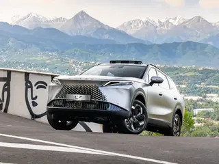 OMODA C7 Premium Plus