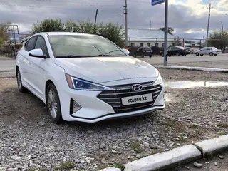 Hyundai Elantra, 2020