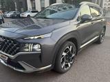 Hyundai Santa Fe 2022 годаүшін16 200 000 тг. в Астана