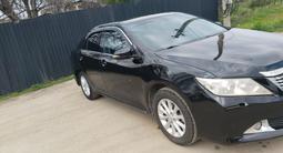 Toyota Camry 2014 годаүшін7 500 000 тг. в Алматы – фото 2