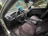 Hyundai Sonata 2005 года за 2 500 000 тг. в Караганда – фото 2