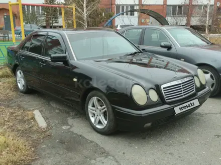 Mercedes-Benz E 200 1999 года за 2 500 000 тг. в Петропавловск – фото 3