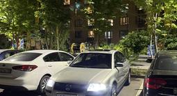 Volkswagen Passat 2002 годаүшін1 700 000 тг. в Алматы