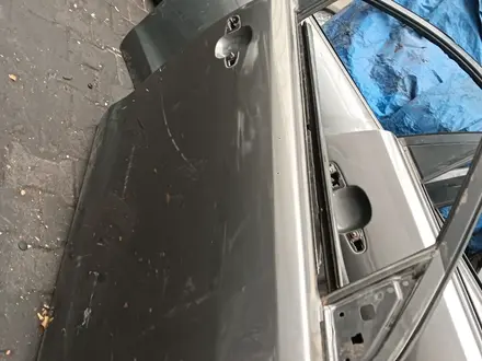 Двери Тойота матрикс за 3 000 тг. в Алматы – фото 4