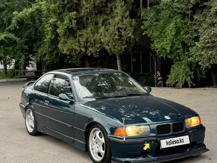 BMW 330 1994 года за 3 000 000 тг. в Алматы – фото 2