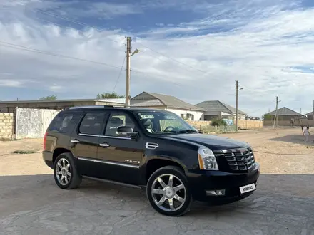 Cadillac Escalade 2008 года за 11 000 000 тг. в Жанаозен – фото 9