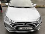 Hyundai Elantra 2020 года за 7 200 000 тг. в Семей