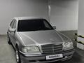 Mercedes-Benz C 240 1998 года за 3 600 000 тг. в Жанаозен