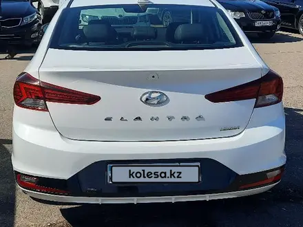 Hyundai Elantra 2019 года за 10 200 000 тг. в Алматы – фото 5