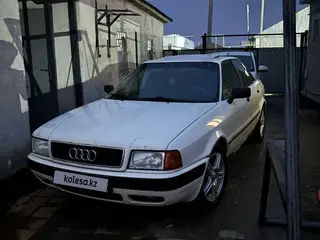 Audi 80