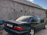 Mercedes-Benz E 320 1999 года за 7 500 000 тг. в Шымкент – фото 3