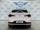 Hyundai Elantra 2020 года за 9 600 000 тг. в Алматы – фото 2