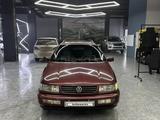 Volkswagen Passat 1994 годаүшін1 850 000 тг. в Семей – фото 2