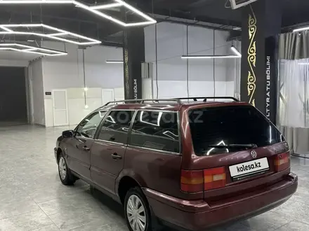 Volkswagen Passat 1994 года за 1 850 000 тг. в Семей – фото 6