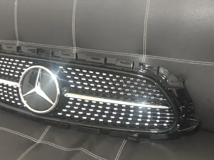 Mercedes-benz.W213 e-class. Решётка радиатора. Рестайлинг за 200 000 тг. в Алматы – фото 3