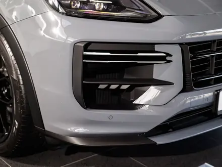 Porsche Cayenne Coupe Turbo GT 2025 года за 183 300 000 тг. в Алматы – фото 5