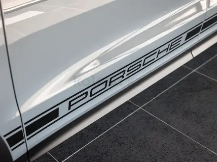 Porsche Cayenne Coupe Turbo GT 2025 года за 183 300 000 тг. в Алматы – фото 10