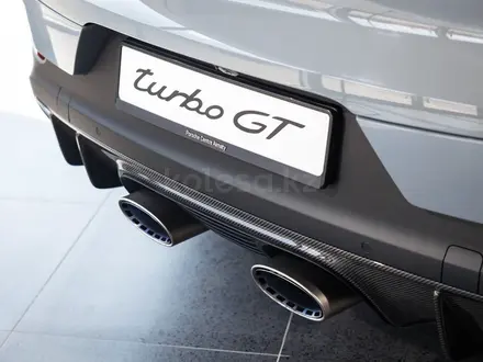 Porsche Cayenne Coupe Turbo GT 2025 года за 183 300 000 тг. в Алматы – фото 22