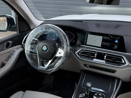 BMW X7 XDrive 40i 2023 года за 39 000 000 тг. в Алматы – фото 15