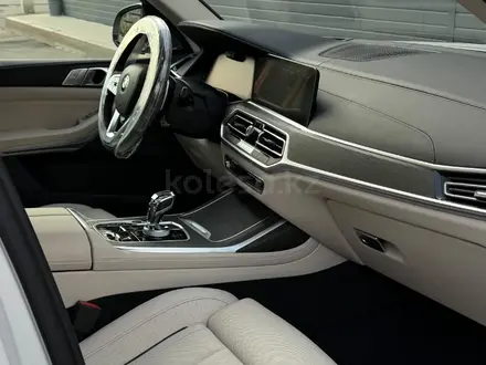BMW X7 XDrive 40i 2023 года за 39 000 000 тг. в Алматы – фото 19