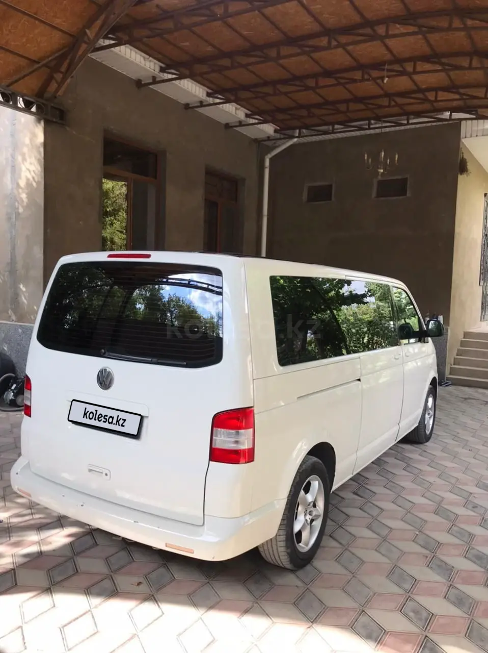 Volkswagen Caravelle, 2005