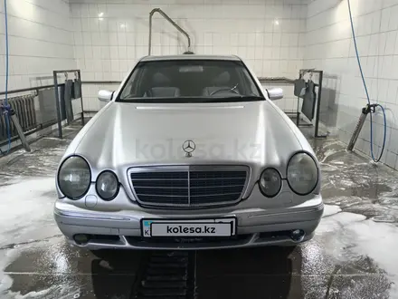 Mercedes-Benz E 320 2001 года за 5 500 000 тг. в Астана – фото 7