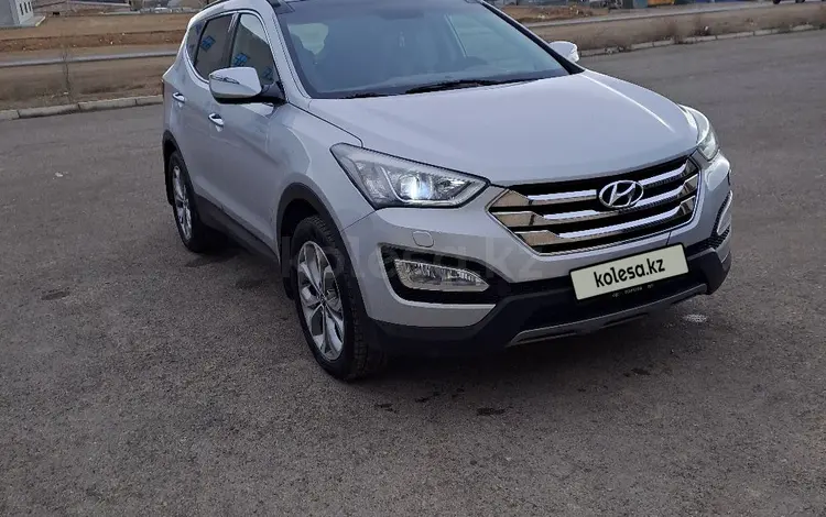 Hyundai Santa Fe 2014 года за 9 200 000 тг. в Актау