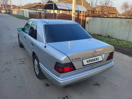 Mercedes-Benz E 280 1993 года за 2 900 000 тг. в Алматы – фото 7