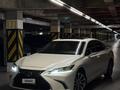 Lexus ES 300h 2020 года за 16 500 000 тг. в Актау