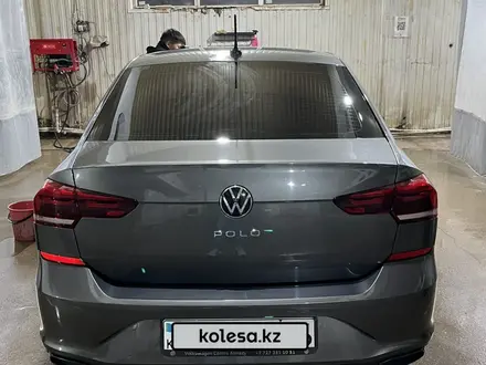 Volkswagen Polo 2020 года за 7 500 000 тг. в Атырау – фото 2